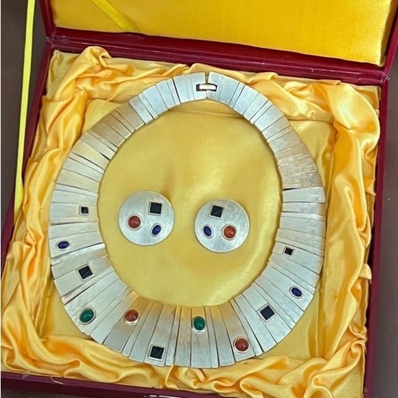 Les Bernard Jewelry - Les Bernard Runway Couture Vintage 1980’s Necklace/Earrings Set /Original Case